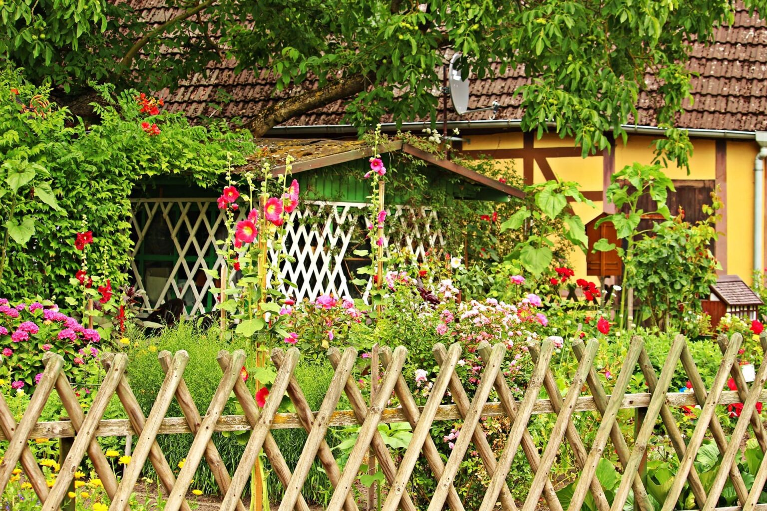 Recinzioni giardino: 28 ottime idee per ispirarti - Recinzioni GiarDino 11 1536x1024